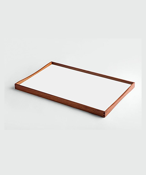 ARCHITECTMADE  Finn Juhl TURNING TRAY yMEDIUMz (A[LeNgCh tB[ ^[jOgC ~fBA) WHITE(731) / RED(732) / GREEN(733) / BLUE(734)